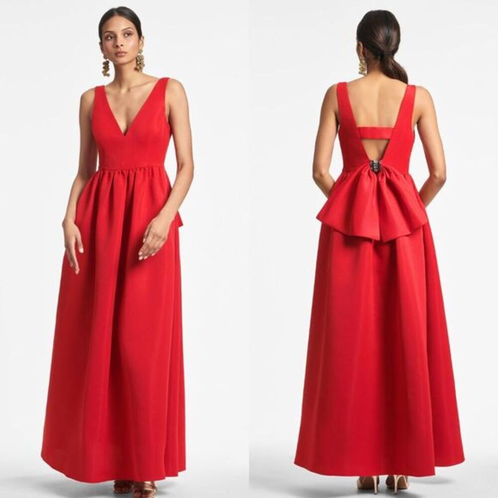 Sachin & Babi Katrina‎ Red V-Neck Bow Sleeveless A-Line Gown $895 Women's Size 2